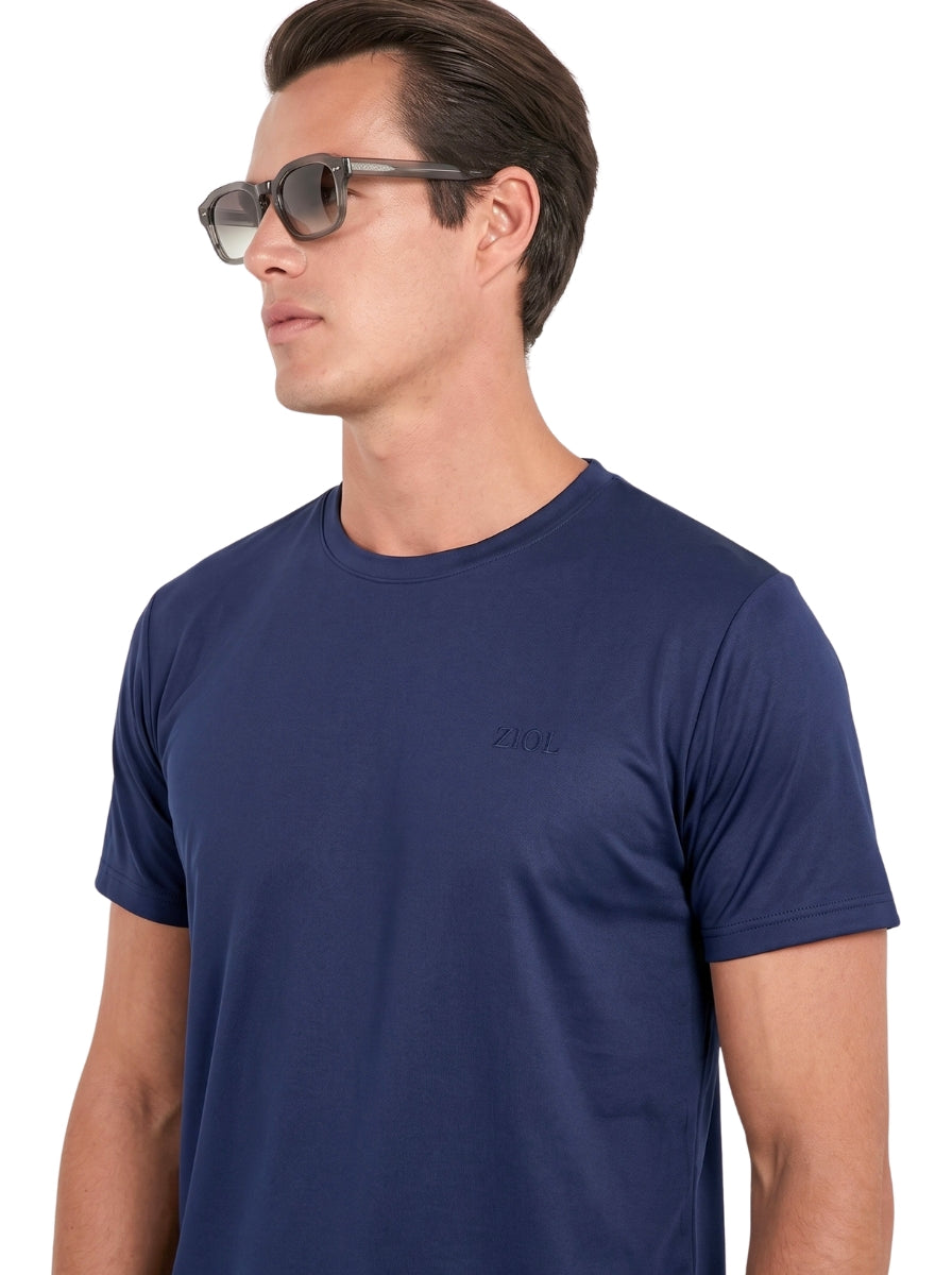 Camiseta masculina de algodão peruano Pima em uso no dia a dia