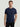 Homem vestindo a camiseta ZIOL Classic SilkTouch com caimento clássico 